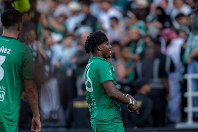 الشباب ضد الأهلي.. انطلاق الشوط الثاني من مباراة الشباب والأهلي في دوري روشن السعودي - الخليج الان