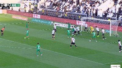 الشباب ضد الأهلي.. ريان حامد يسجل الهدف الأول لـ الأهلي في مرمى الشباب بدوري روشن السعودي - الخليج الان