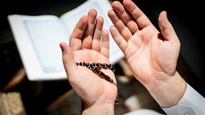 آمن نفسك| أذكار المساء الثابتة عن النبي للتحصين من العين والحسد والشرور - الخليج الان