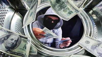 صفعة أمنية لـ 350 مليون جنيه.. سقوط أباطرة غسل الأموال في تجارة السلاح والمخدرات - الخليج الان