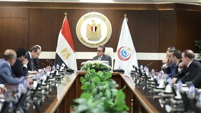 وزير الصحة يتابع الاستعدادات للتشغيل التجريبي لمنظومة التأمين الصحي الشامل بمحافظة المنيا - الخليج الان