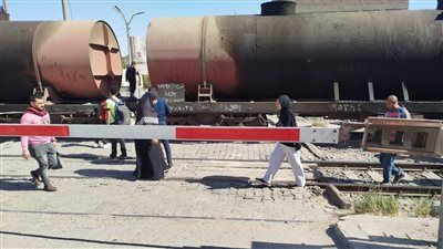 السكة الحديد تكشف تفاصيل سقوط بوجي عربة قطار بضائع بحوش محطة بني سويف - الخليج الان