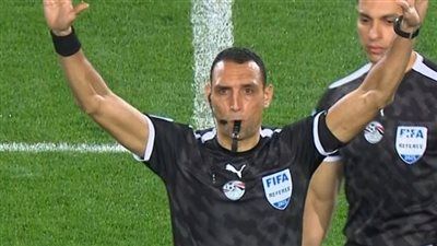 ممدوح عباس يفجرها: الزمالك لن يلعب تحت قيادة محمود بسيوني - الخليج الان