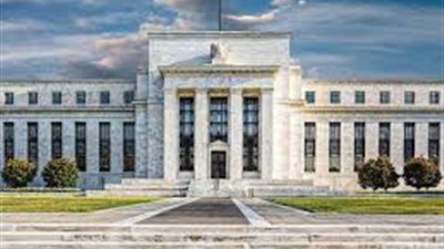 محضر الفيدرالي يكشف انقسامًا داخليًا.. هل تقترب قرارات صادمة؟ - الخليج الان