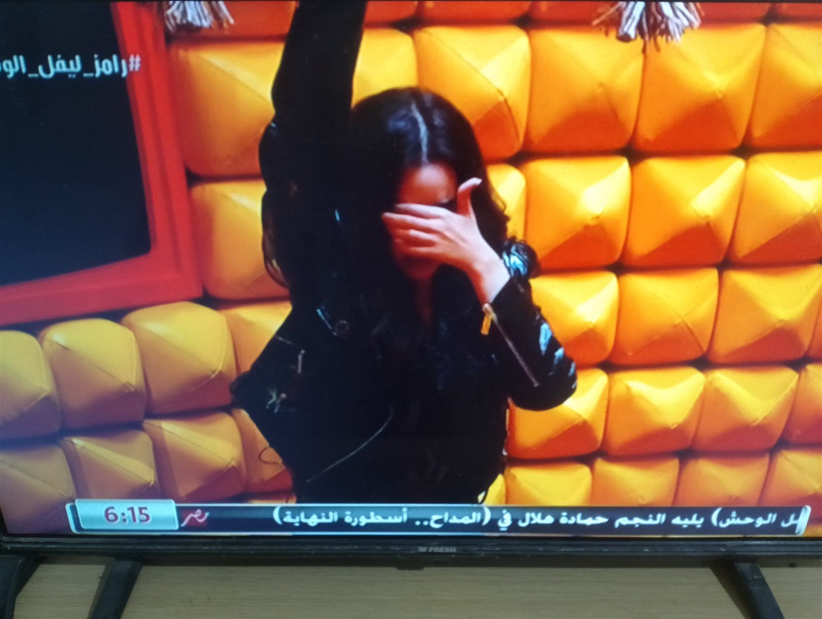 بهدلتوني وقليتوا قيمتي.. انهيار هنا الزاهد في برنامج رامز ليفل الوحش - الخليج الان