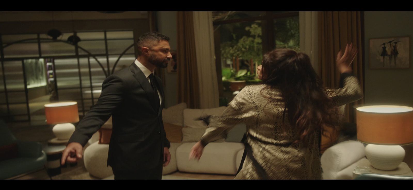 مسلسل وننسى اللي كان الحلقة 3.. جليلة تصفع بدر - الخليج الان