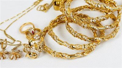 عاجل .. قفزة كبيرة في أسعار الذهب مباشر الآن وعيار 21 يرتفع بقوة - الخليج الان