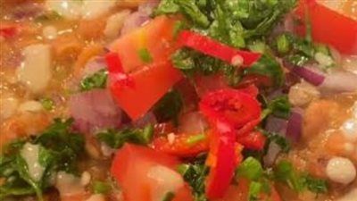 سحورك هنا ..طريقة عمل الفول المدمس بلمسة اسكندراني تعزز النكهة وتحفظة أسابيع - الخليج الان