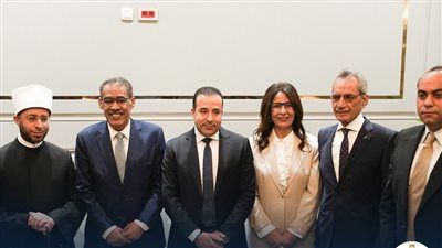 وزير شئون المجالس النيابية يشارك في مناقشة قانون حماية الأطفال من مخاطر مواقع التواصل الاجتماعي - الخليج الان