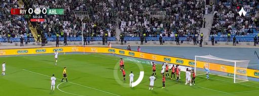 الرياض ضد الأهلي.. سبب إلغاء هدف روجر إيبانيز في مباراة الأهلي والرياض بدوري روشن السعودي - الخليج الان