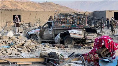 وزير الدفاع الباكستاني يعلن "حرباً مفتوحة" ضد طالبان ويتهمها بالتبعية للهند - الخليج الان