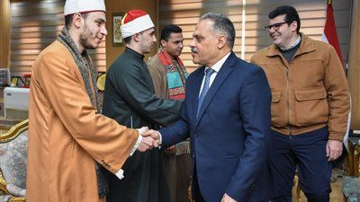 محافظ الشرقية يٌكرم حفظة كتاب الله المشاركين في "دولة التلاوة" - الخليج الان