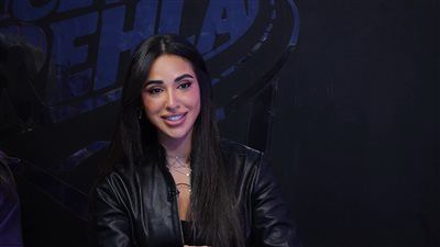 آية سماحة: كنت رافضة اعتذر للصحفيين وهذا سبب رفضي المشاركة في بابا وماما جيران - الخليج الان