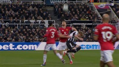 newcastle vs man united.. ملخص اهداف ونتيجة مباراة مانشستر يونايتد ونيوكاسل يونايتد في الدوري الإنجليزي الممتاز بعد مرور 25 دقيقة - الخليج الان
