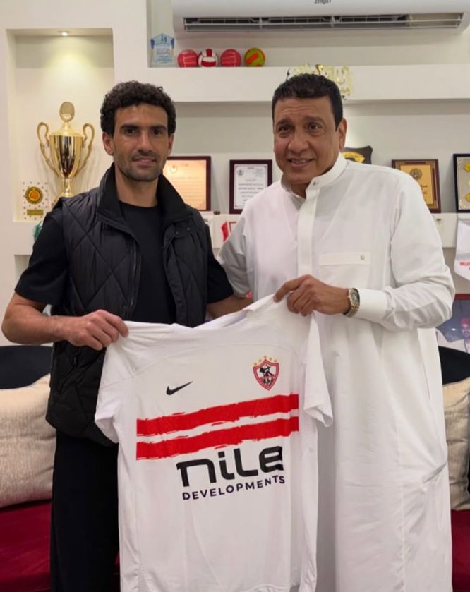 محمد عواد يزور نادي الوحدة السعودي أثناء أداء العمرة ويوجه رسالة مؤثرة - الخليج الان