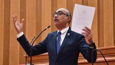 النائب إيهاب منصور يتقدم ببيان عاجل بسبب زيادة أسعار المحروقات ويطالب باستدعاء رئيس الوزراء للبرلمان - الخليج الان