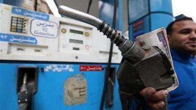 رحلة 10 سنوات.. كيف ارتفعت أسعار البنزين والسولار في مصر بنسبة تصل إلى 783% - الخليج الان