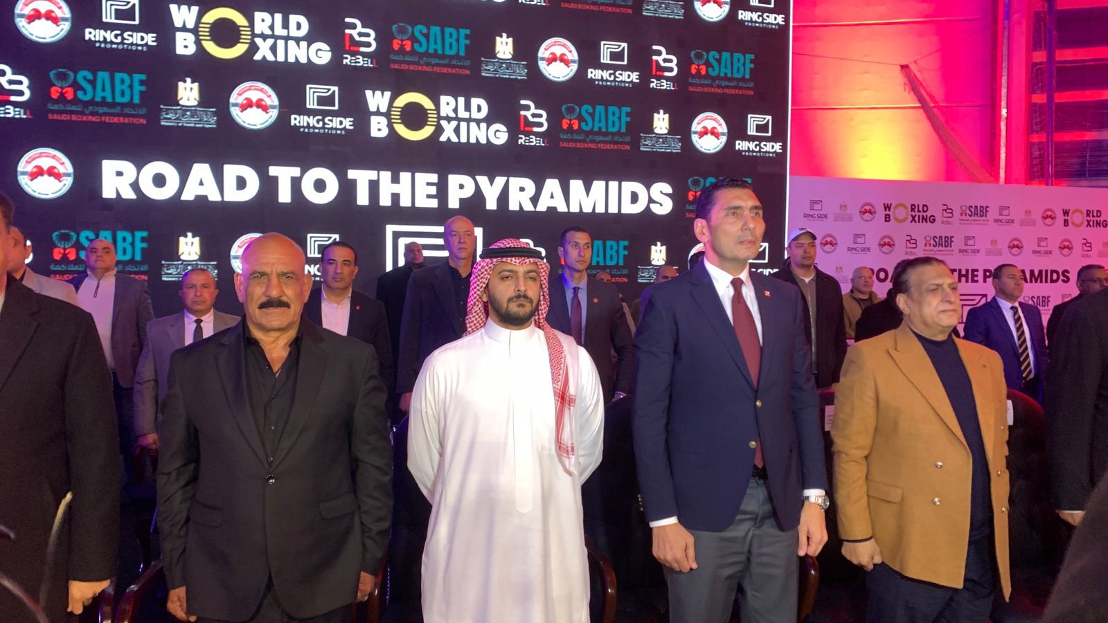 وزير الشباب والرياضة يشهد ختام تصفيات بطولة الملاكمة للمحترفين - الخليج الان