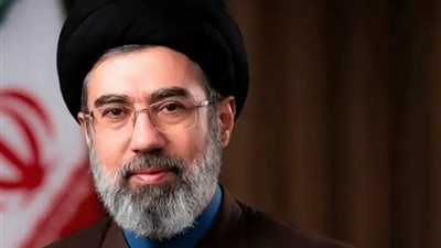 خلافة تحت النيران.. هل يعيد مجتبى خامنئي إحياء «الملكية الدينية» في إيران؟ - الخليج الان