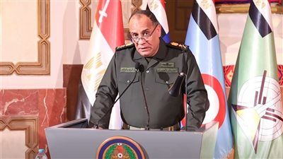 "يقظة واحترافية وجاهزية عالية".. 4 رسائل للتاريخ في إشادة وزير الدفاع بهيئة الاستخبارات العسكرية - الخليج الان