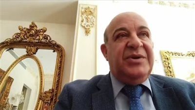 العرف لا يغير القانون ووزير الصحة يملك سلطة تكليف الخريجين أو جزء منهم.. الدكتور محدي مرشد يكشف تفاصيل تكليف الفرق الطبية - الخليج الان