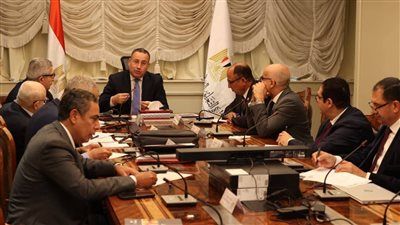 اجتماع طارئ للمجلس الأعلى للجامعات.. خطة عاجلة لربط التخصصات بسوق العمل خلال 3 أشهر - الخليج الان