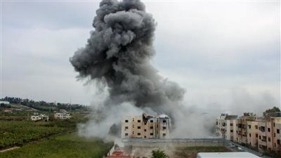 الجامعة العربية تتضامن مع لبنان وماكرون يتوسط لوقف الحرب وإسرائيل تواصل عدوانها.. لبنان إلى أين؟ - الخليج الان