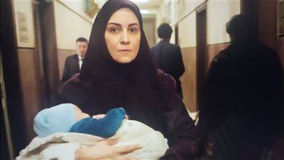 مسلسل حكاية نرجس الحلقة 10.. سعد يساوم نرجس وتخطف الطفل الثالث - الخليج الان