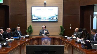 نائب رئيس الوزراء يتابع إجراءات بدء تطبيق موازنة البرامج والأداء - الخليج الان