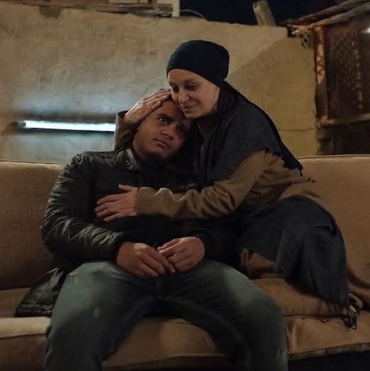 مسلسل حكاية نرجس الحلقة 14.. يوسف يبحث عن أسرته الحقيقية ومواجهة بين نرجس وعوني - الخليج الان