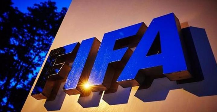 غرامة وتحذير رسمي.. قرارات صارمة من فيفا ضد اتحاد الكيان الصهيوني - الخليج الان