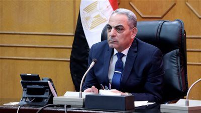 محافظ الإسماعيلية يتابع تداعيات الطقس السيئ لحظة بلحظة.. ورفع درجة الاستعداد القصوى بالمحافظة - الخليج الان