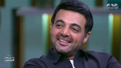 أعظم سفير رياضي في تاريخ مصر.. عمرو محمود ياسين يدعم محمد صلاح بعد مغادرة ليفربول - الخليج الان