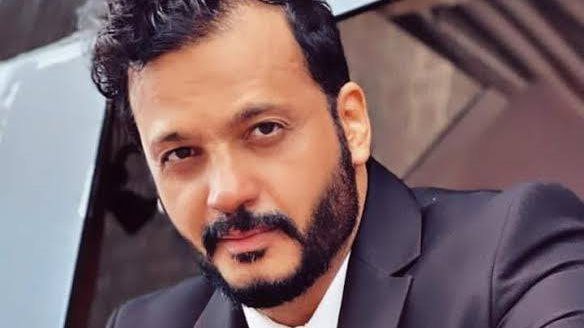 تحية للأب والأم اللي ربوا.. إيساف يروي تفاصيل استعادة أمواله من شاب بالأقصر - الخليج الان