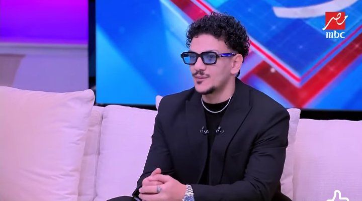 حودة بندق: أول ما بدأت أغني كان في محل سمك ومبحبش اتكلم في مشاكل - الخليج الان