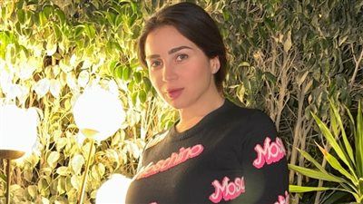 مي عز الدين تتصدر التريند بعد أول ظهور لها.. ورسالة دعم من زوجها - الخليج الان