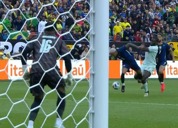 البرازيل ضد فرنسا.. ملخص اهداف ونتيجه مباراة البرازيل وفرنسا الودية الدولية بعد مرور 60 دقيقة - الخليج الان