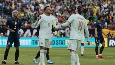 البرازيل ضد فرنسا.. انطلاق الشوط الثاني من مباراة البرازيل وفرنسا الودية الدولية - الخليج الان