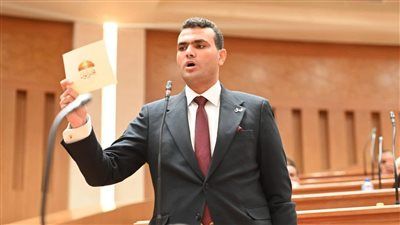 النائب حسين هريدي يتقدم بسؤال برلماني حول مدى الالتزام بقرار ترشيد نفقات السفر للخارج - الخليج الان