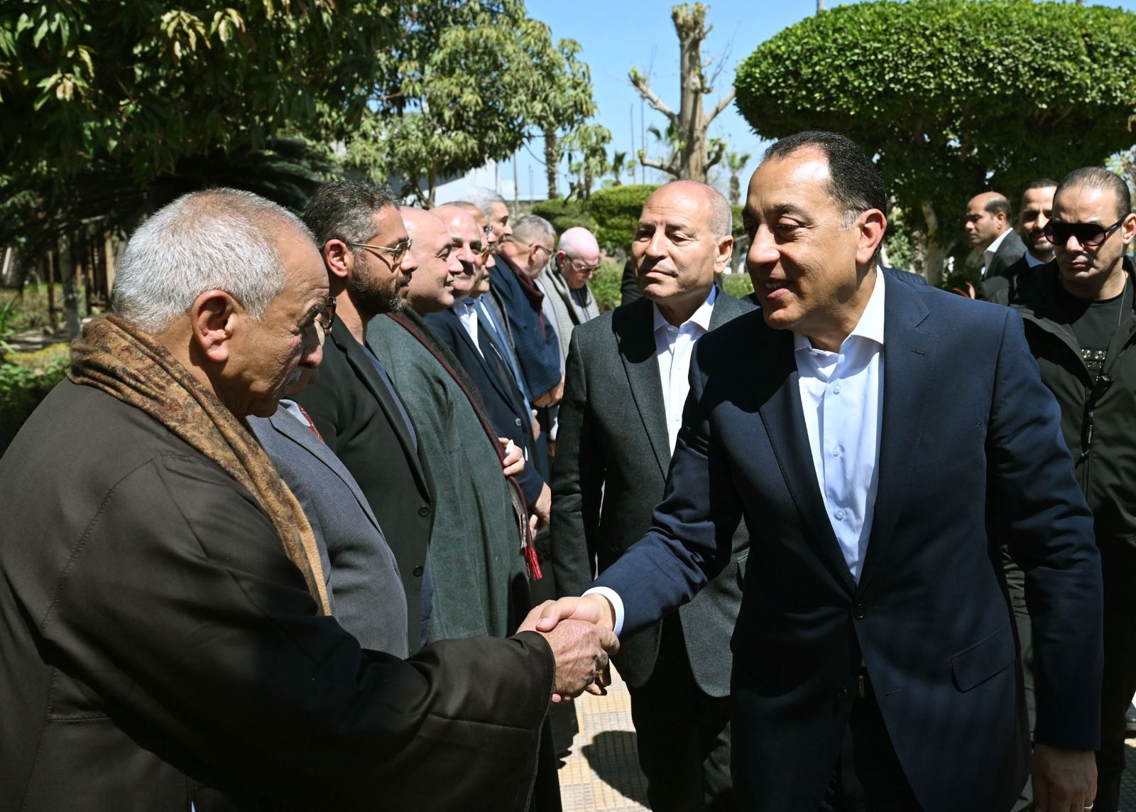 مدبولي: الحفاظ على استقرار الأسواق والتوازن السعري يمثل أولوية قصوى للحكومة - الخليج الان