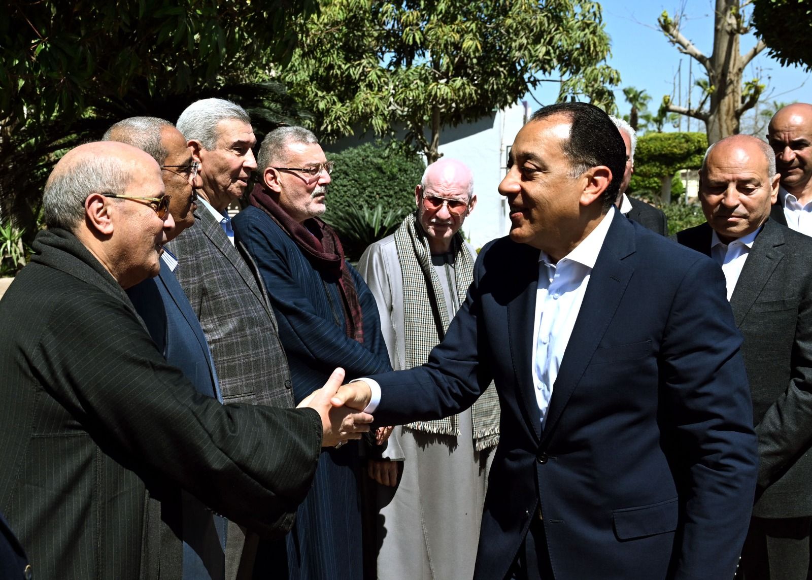 مدبولي: الحفاظ على استقرار الأسواق والتوازن السعري يمثل أولوية قصوى للحكومة - الخليج الان