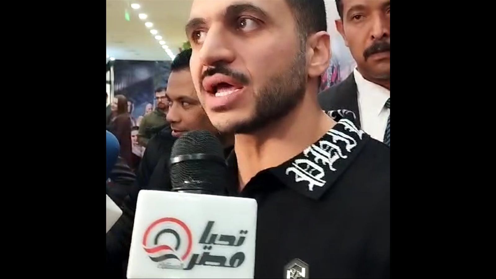 لإنقاذ الأفلام المعروضة.. المخرج كريم السبكي يقترح إلغاء الحفلات الصباحية في السينما - الخليج الان