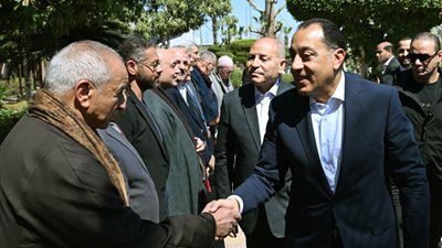 مدبولي: الحفاظ على استقرار الأسواق والتوازن السعري يمثل أولوية قصوى للحكومة - الخليج الان