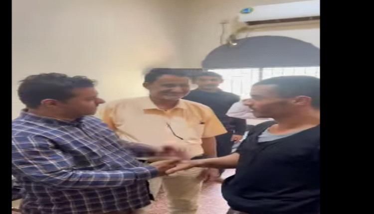 فيديو / مأمور الشيخ عثمان يتفقد مستشفى الأمراض النفسية ويوجه بتلبية احتياجات المرضى