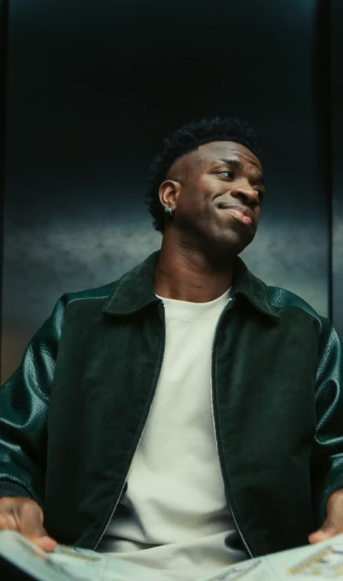 No description available.