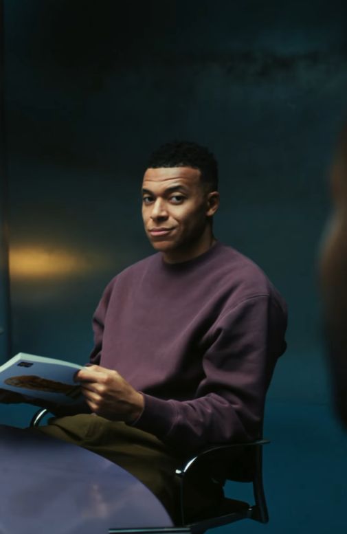 No description available.