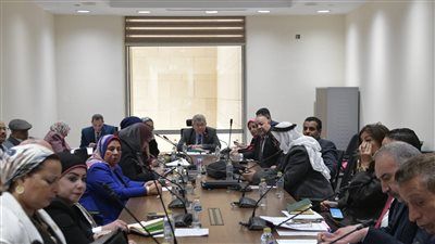 طلب إحاطة يفتح النار على “النيل الدولية”.. والبرلمان يؤجل الحسم بعد جلسة ساخنة - الخليج الان