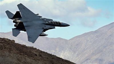 ما حقيقة اعتقال إيران الطيار الأمريكي المفقود؟.. مصدر يكشف التفاصيل - الخليج الان