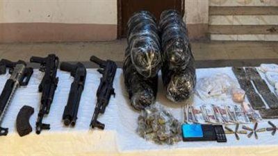 طن مخدرات بـ92 مليون جنيه.. مصرع 6 عناصر إجرامية في مداهمة بؤرة إجرامية بالدقهلية - الخليج الان