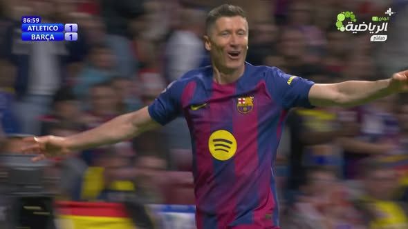 أتلتيكو مدريد ضد برشلونة.. روبرت ليفاندوفسكي يسجل الهدف الثاني لـ برشلونة في مرمى أتلتيكو مدريد بالدوري الإسباني - الخليج الان